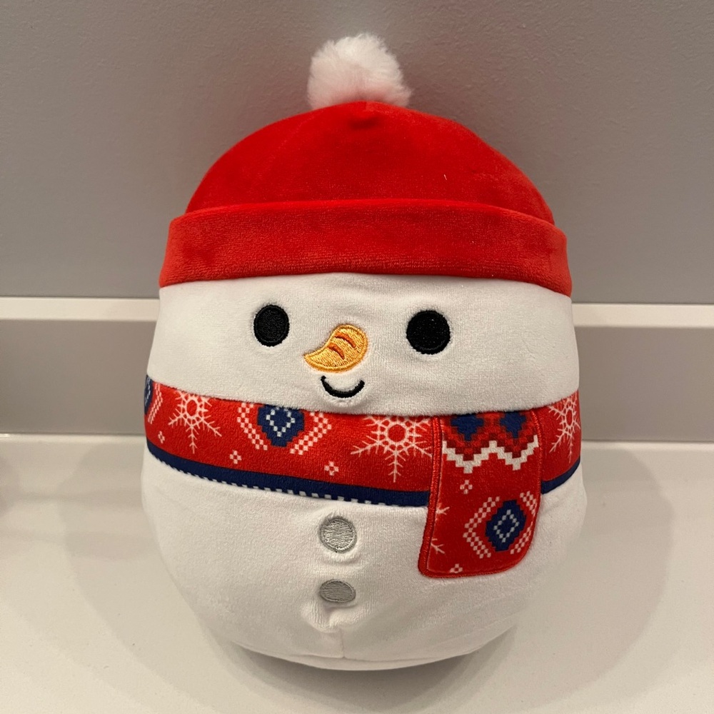 8” Manny the Snowman Squishmallow